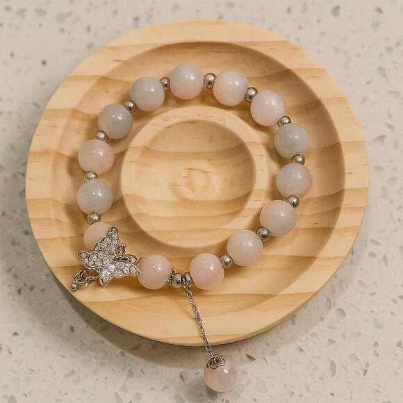 Elegant Pink and Silver Beaded Bracelet - Picture 1 of 3
